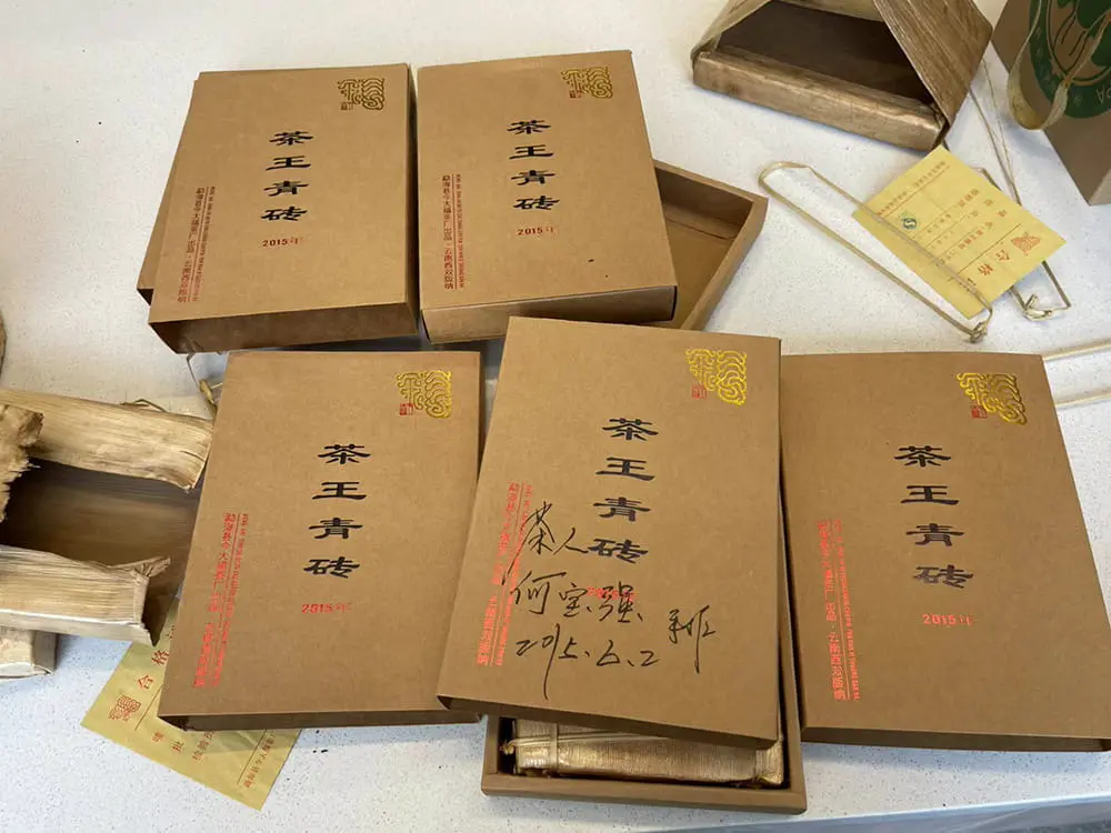 临汾回收今大福普洱茶2015年生茶熟茶